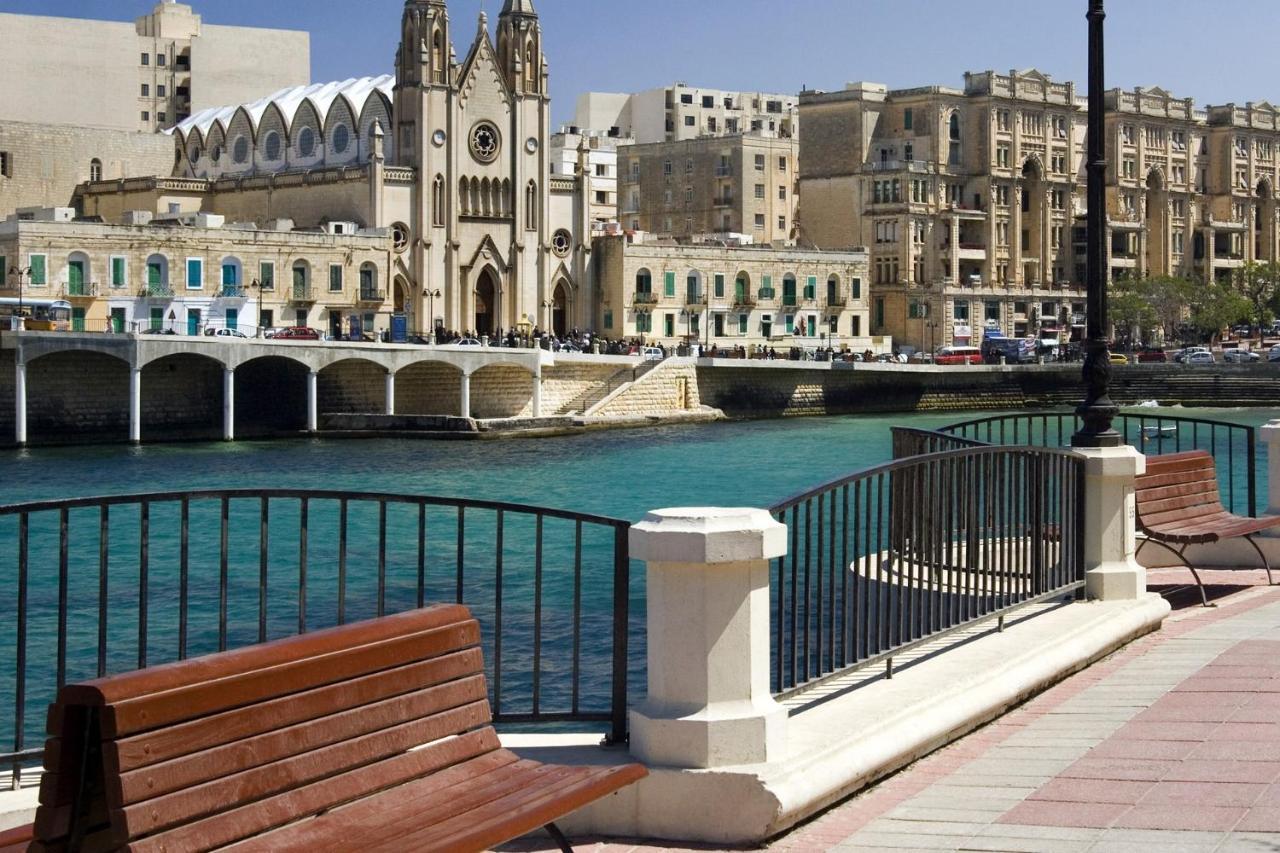 Modern Family Holiday Retreat In Gzira Sliema Luaran gambar