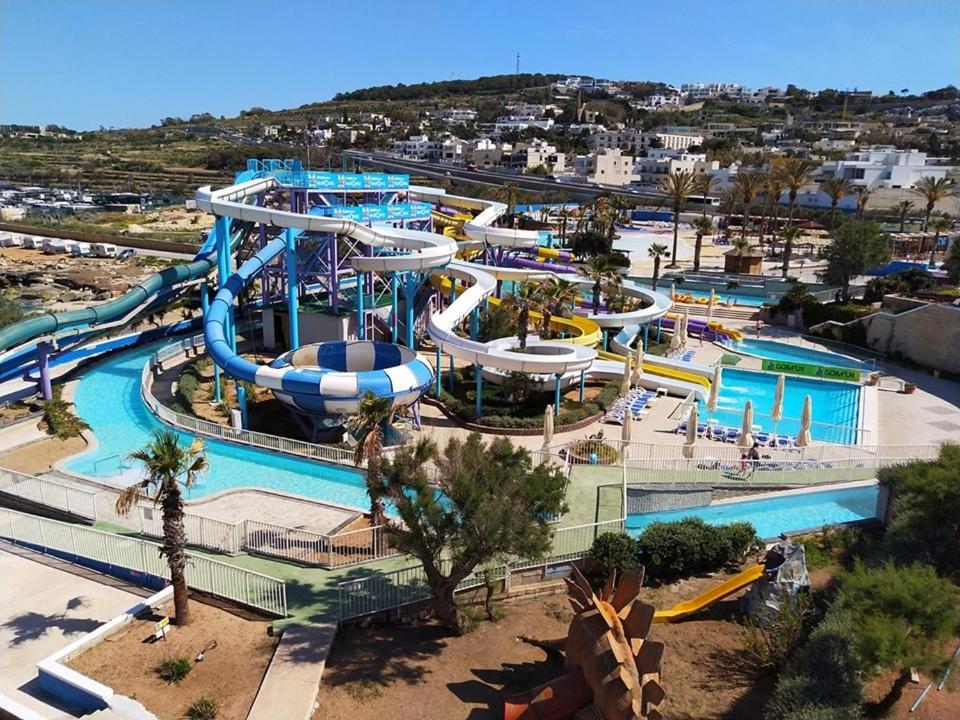 Modern Family Holiday Retreat In Gzira Sliema Luaran gambar