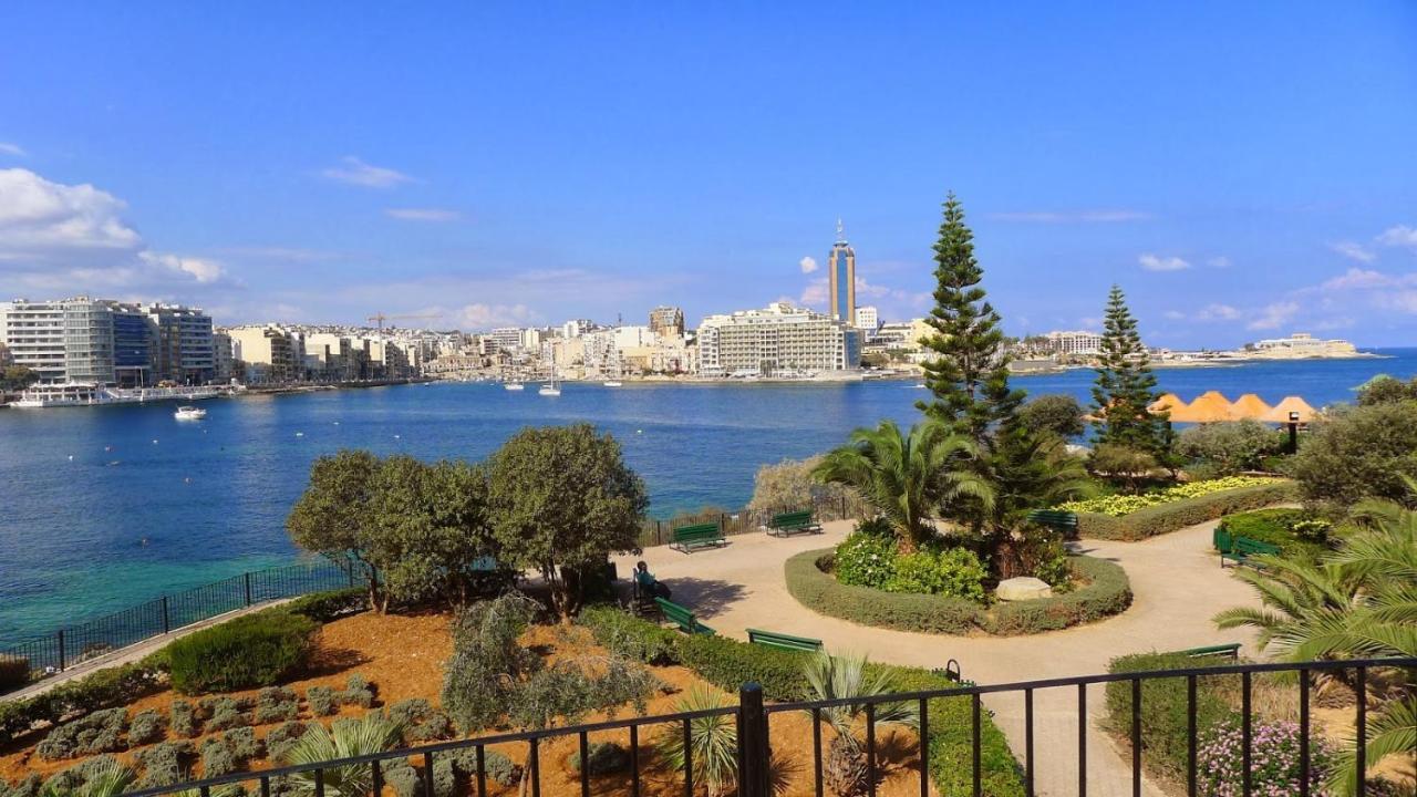 Modern Family Holiday Retreat In Gzira Sliema Luaran gambar