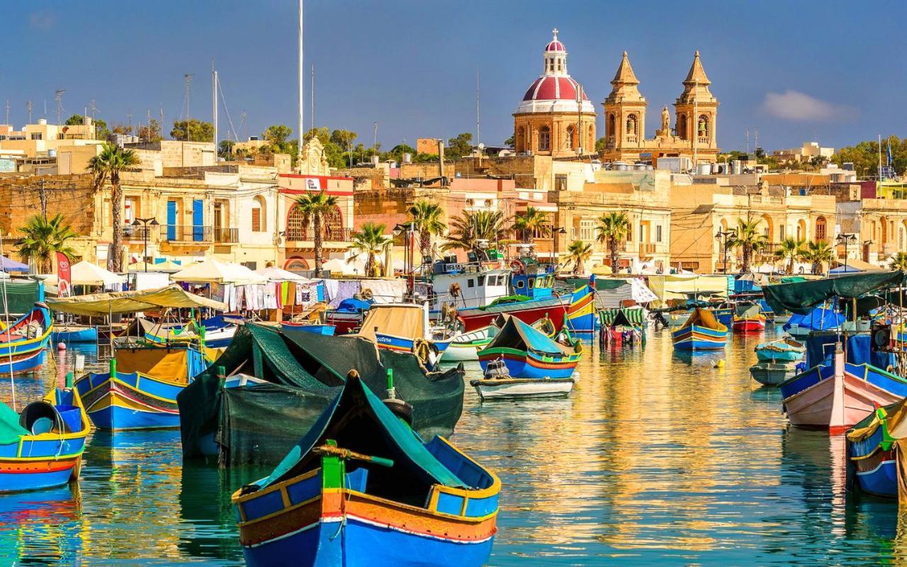 Modern Family Holiday Retreat In Gzira Sliema Luaran gambar