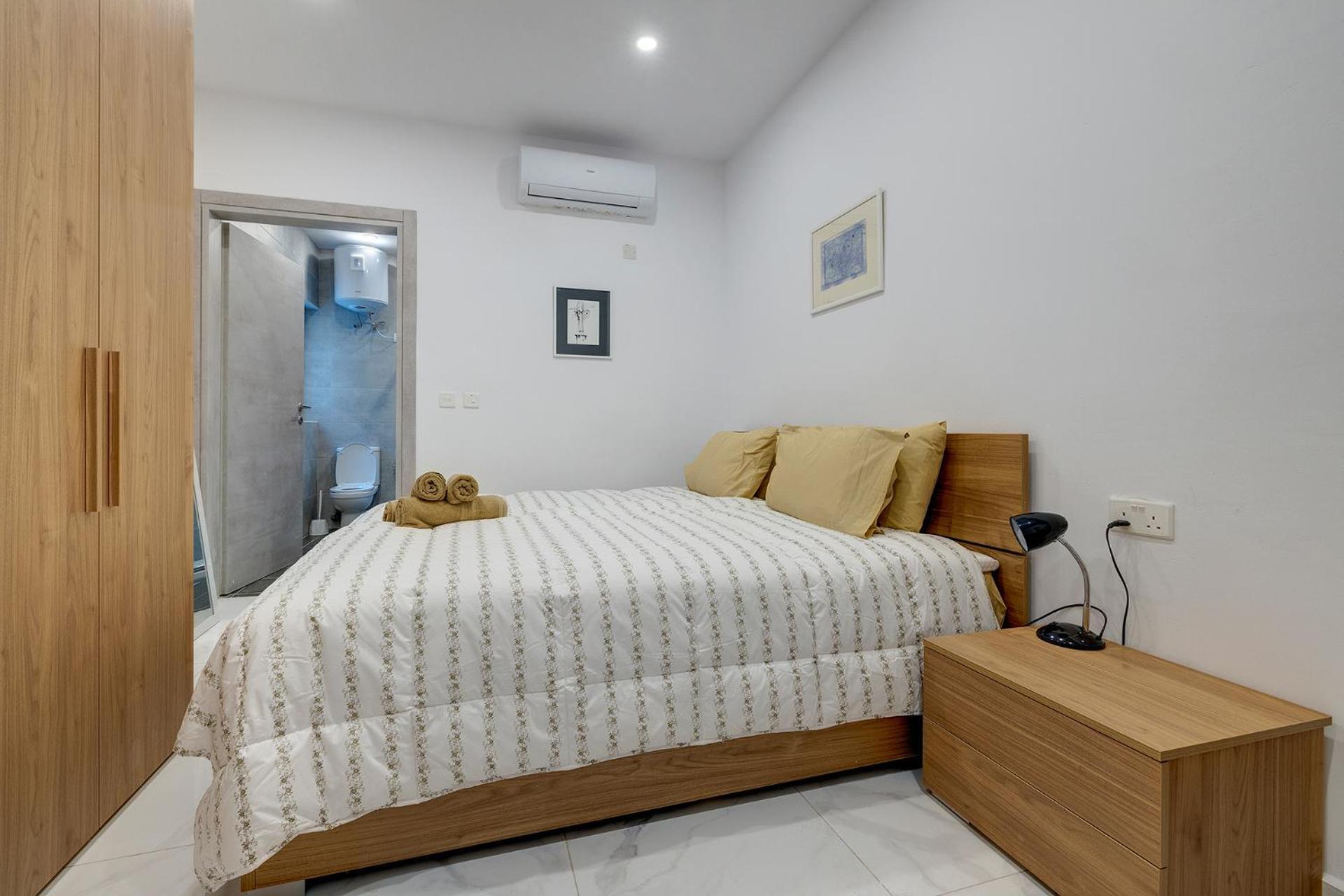 Modern Family Holiday Retreat In Gzira Sliema Luaran gambar
